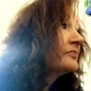 Meet your Posher, Liz